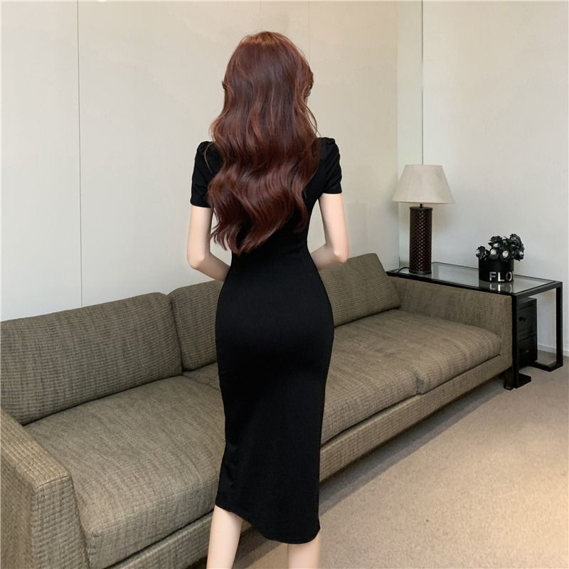 2025年春夏新款中式复古黑色改良旗袍连衣裙女收腰褶皱开叉包